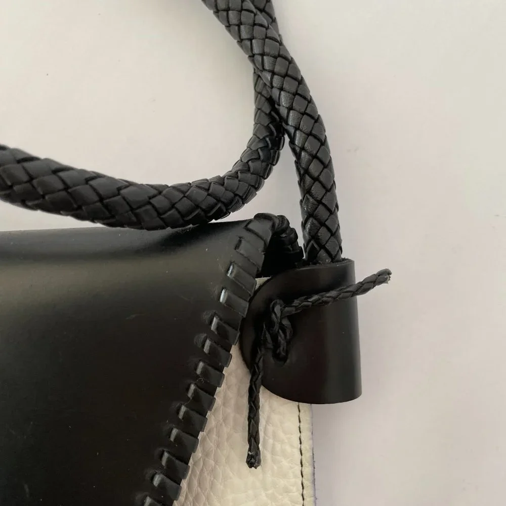 Carol Risley Que Ball Shoulder Purse - Picture 5 of 10